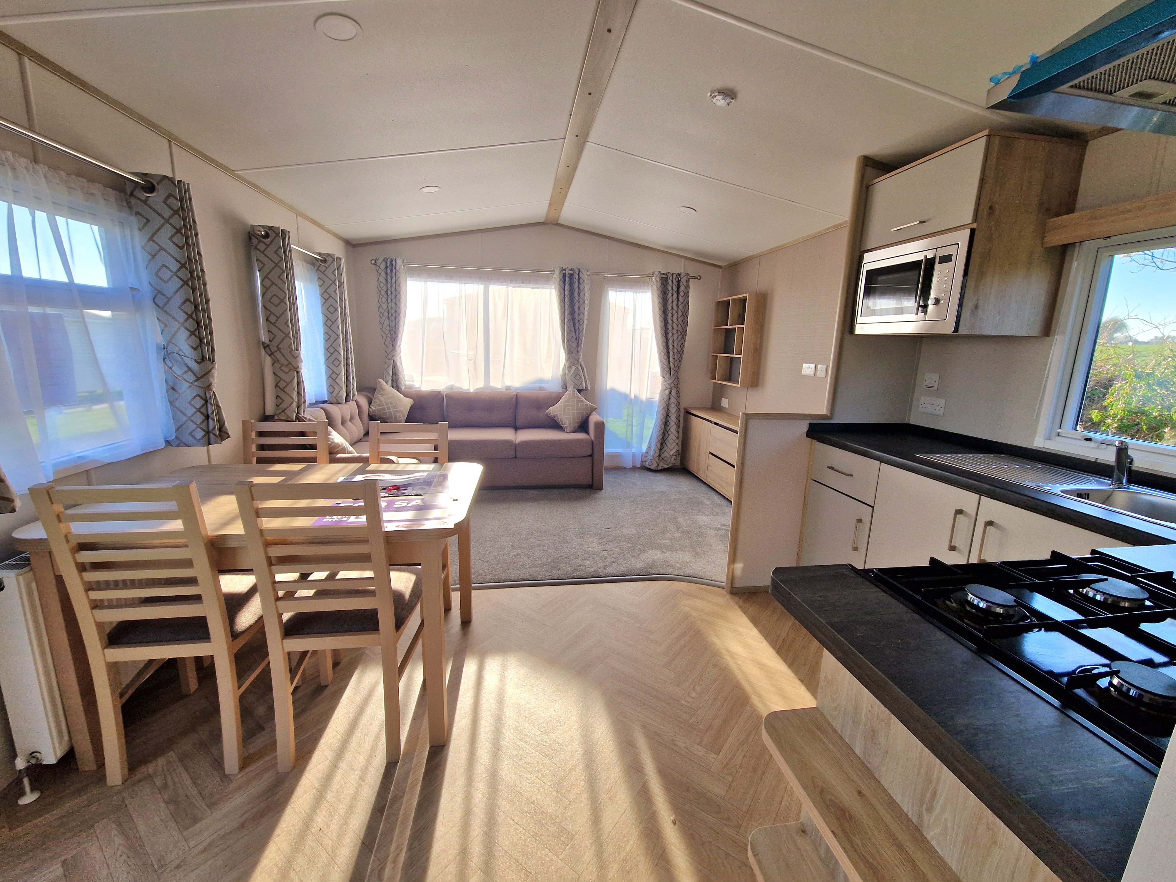 NEW Carnaby Bayview 30 x 12ft image 6