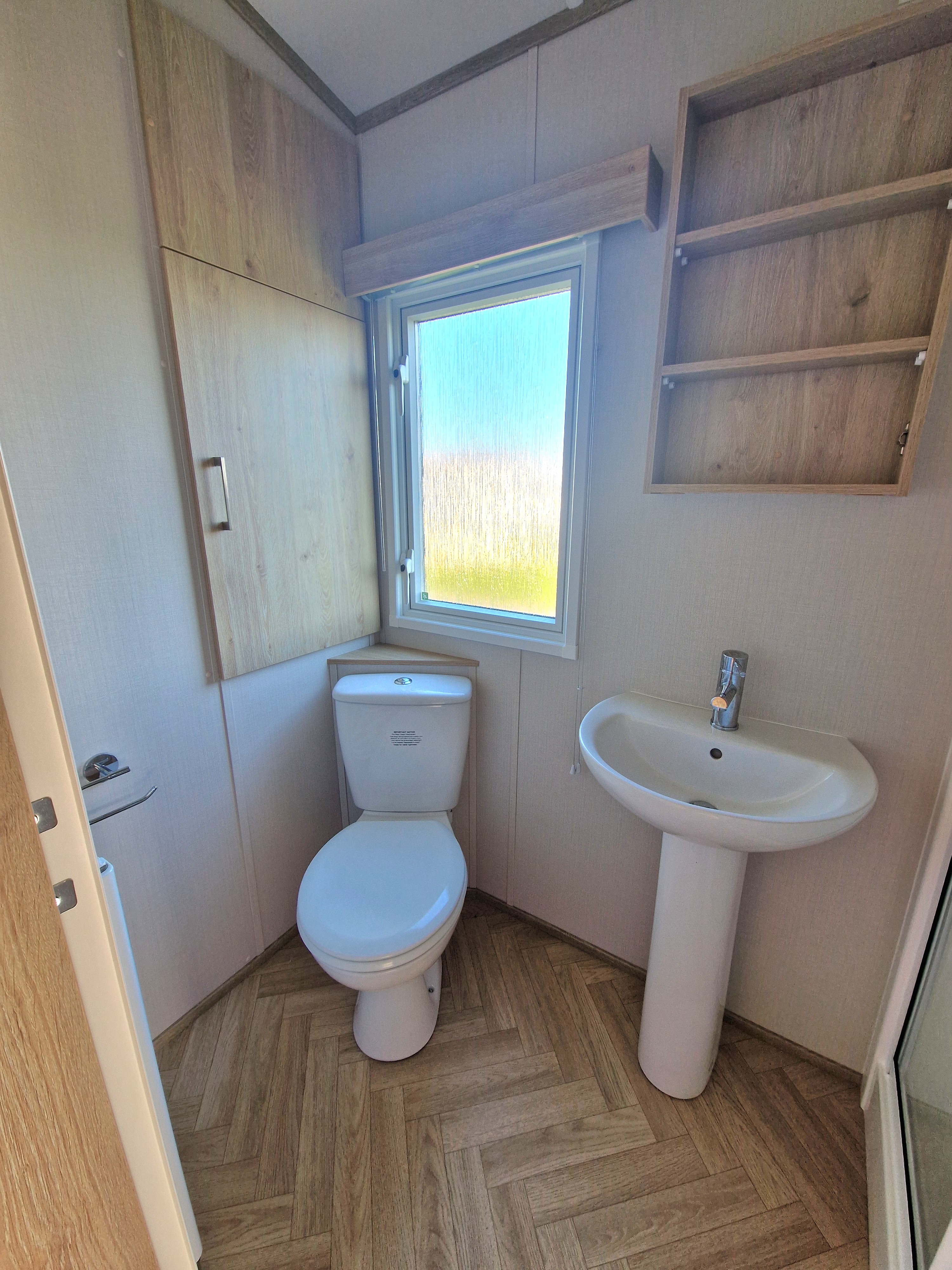 NEW Carnaby Bayview 30 x 12ft image 10