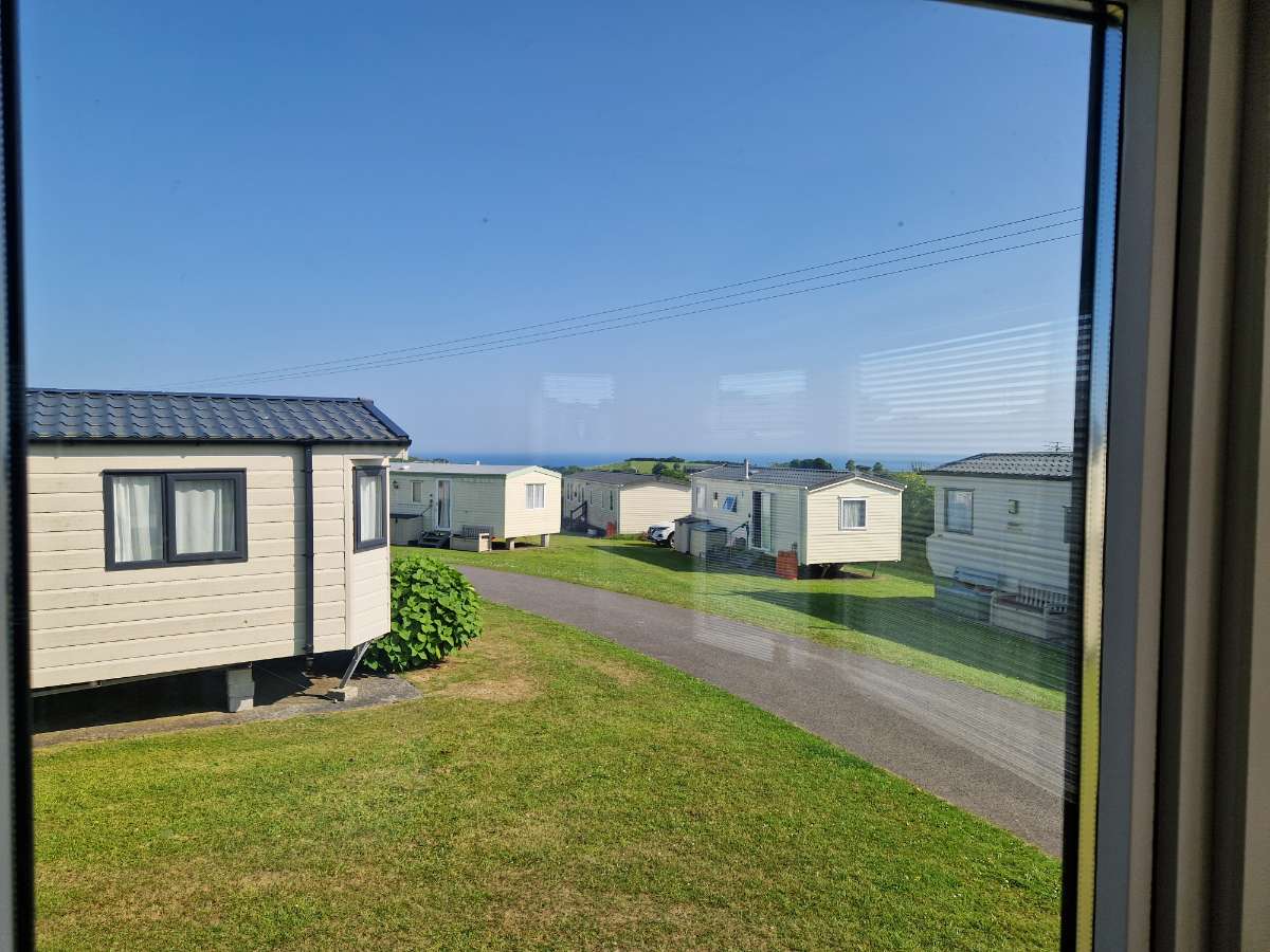 Holiday Rental Caravan No.84 image 5